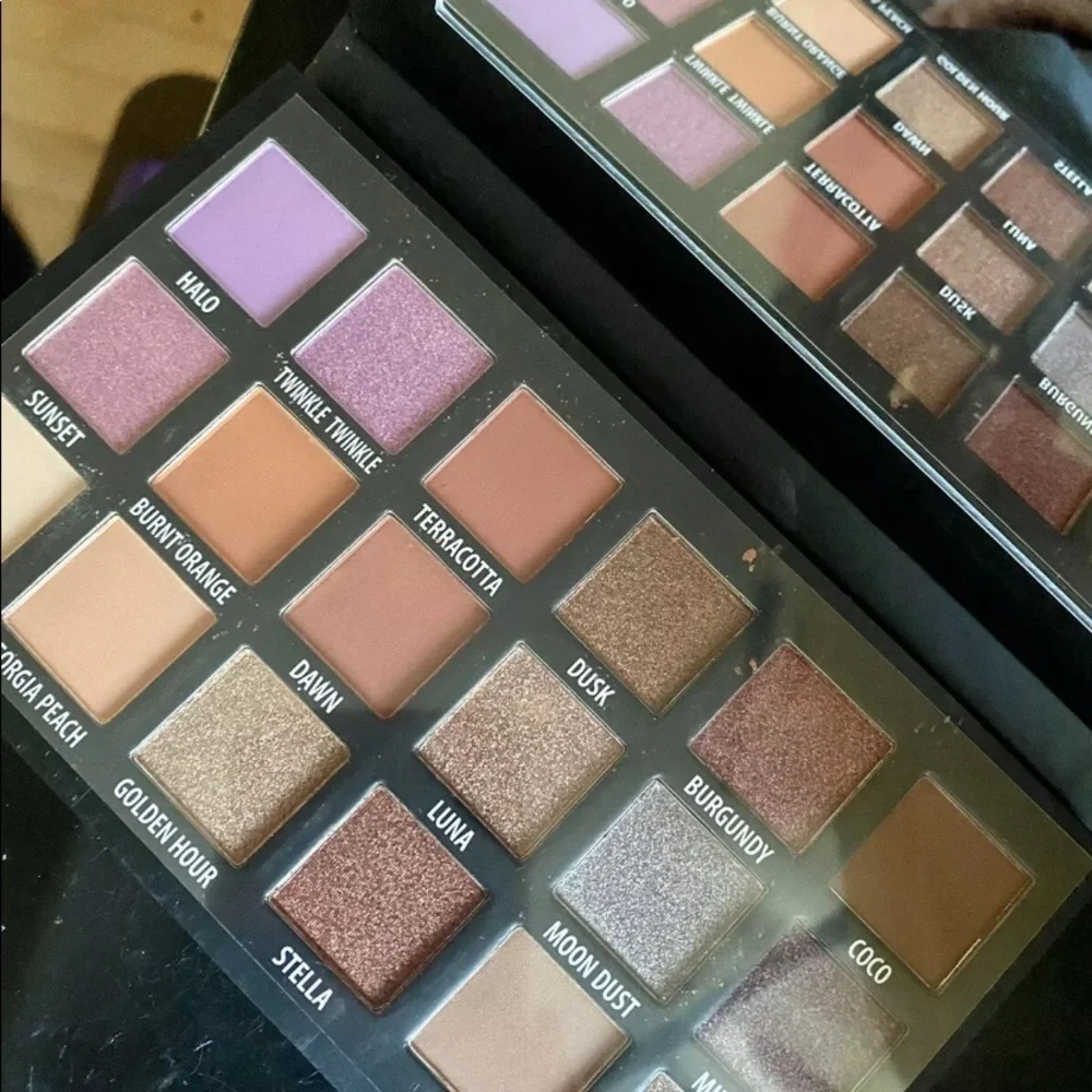 Kab cosmetics eyeshadow‎ palette